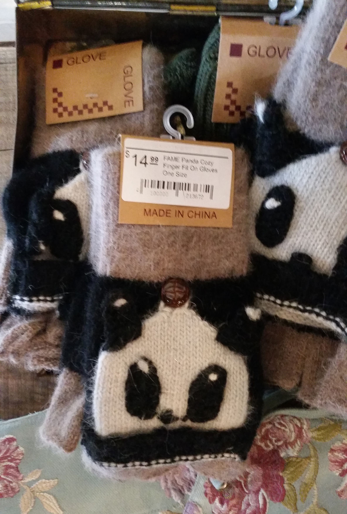 Panda gloves